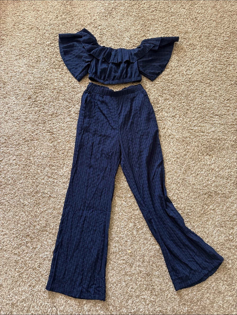 Women’s 2 Piece Leisure Set